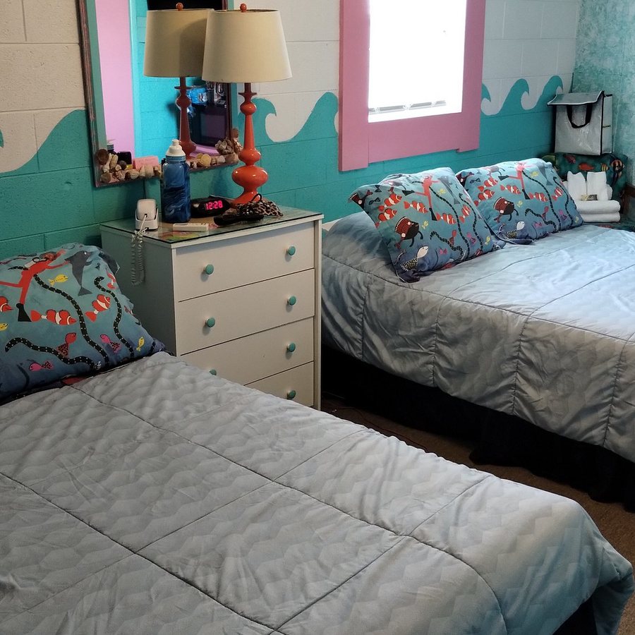 Caribbe Inn — Guest room