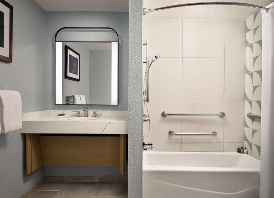 Caribe Cove Resort Orlando — Bathroom