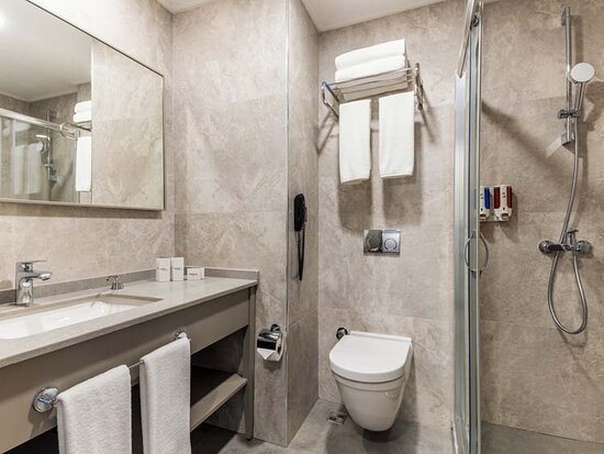 Carina Gold Hotel — Bathroom