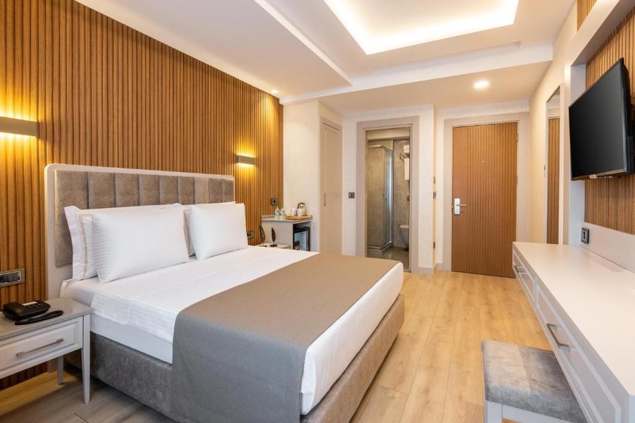 Carina Gold Hotel — Guest room