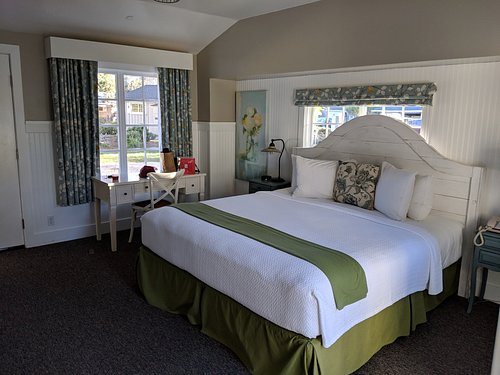 Carmel by the River RV Park — Guest room