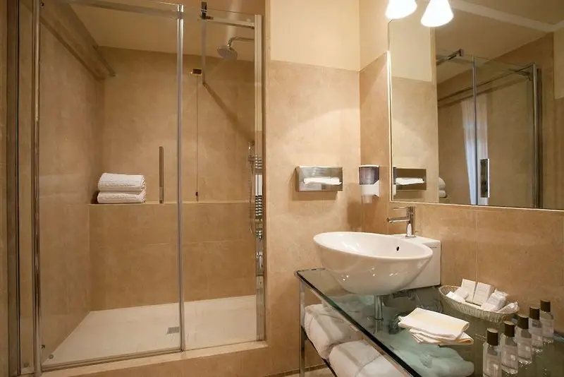 Casa Accademia — Bathroom