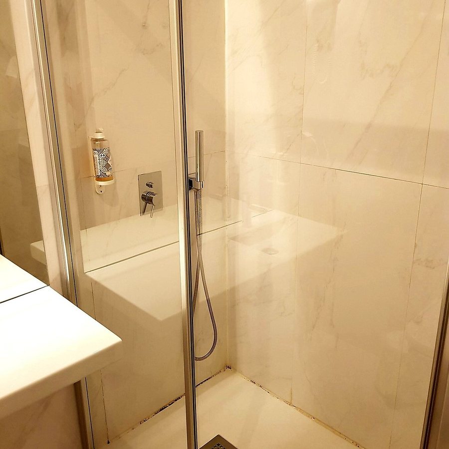 Casa Belmonte — Bathroom
