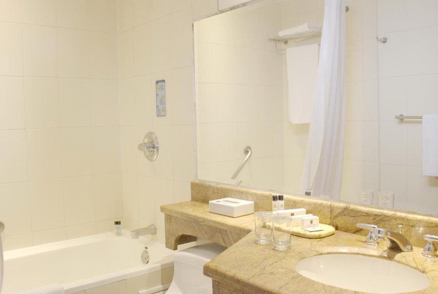 Casa Dann Carlton Hotel Spa Bogota — Bathroom