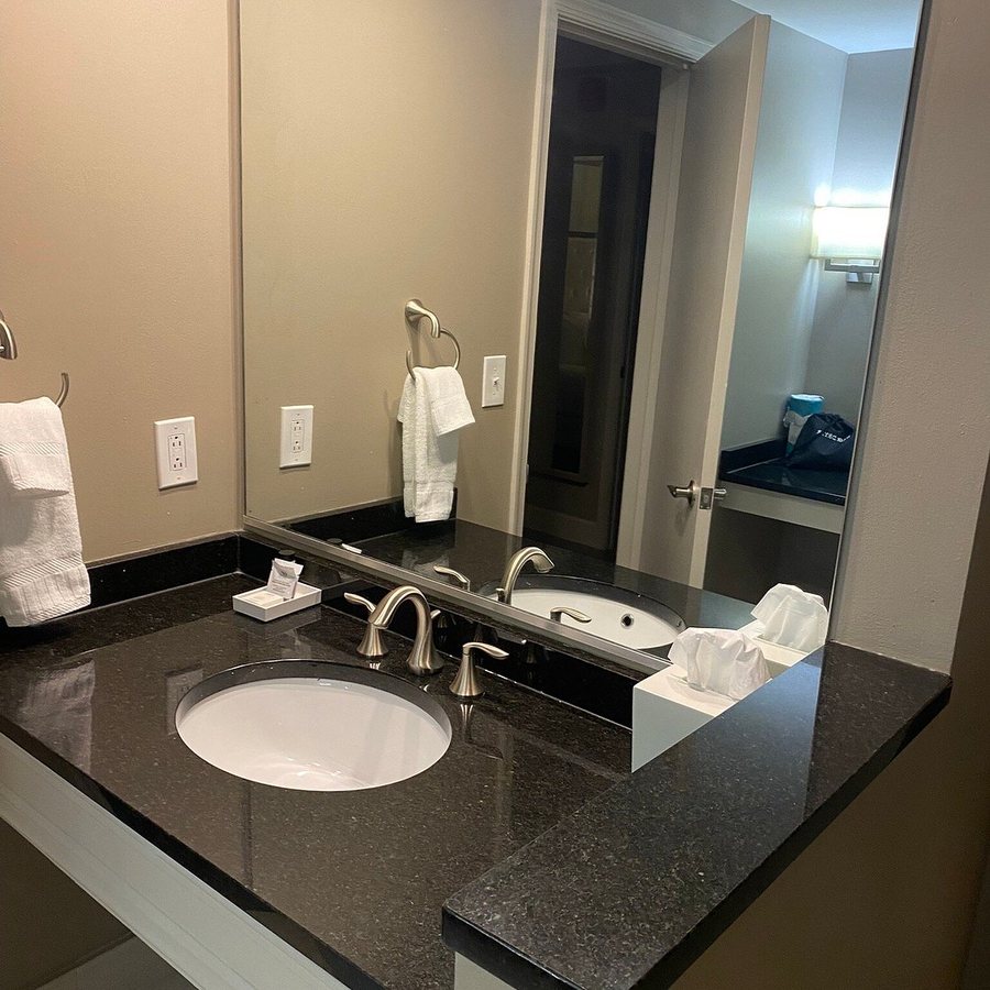 Casa Magnolia Bed Breakfast — Bathroom