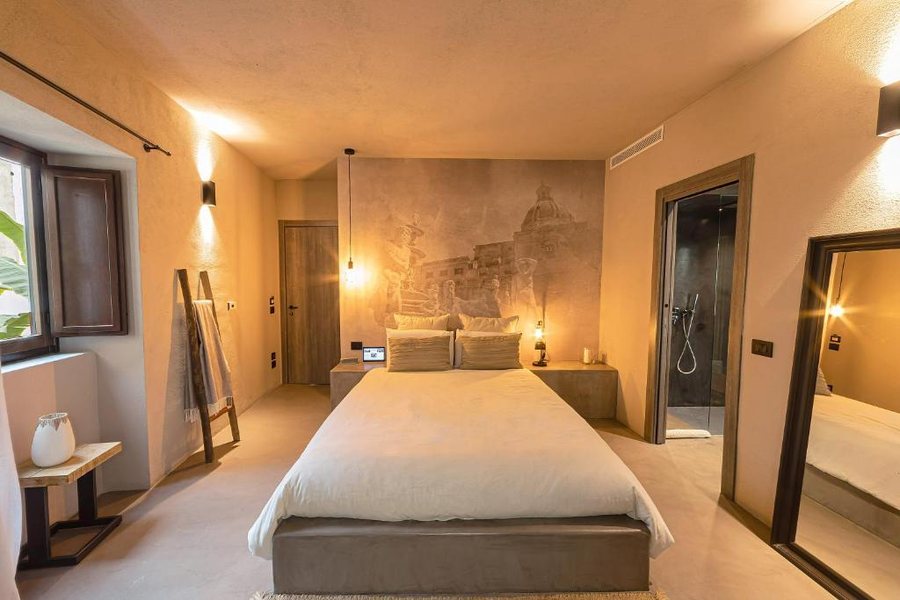 Casa Nostra Boutique Hotel — Guest room