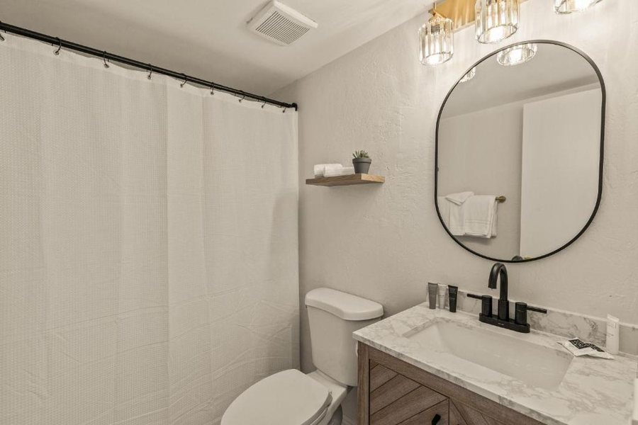Casa Oliver Hotel Resort — Bathroom