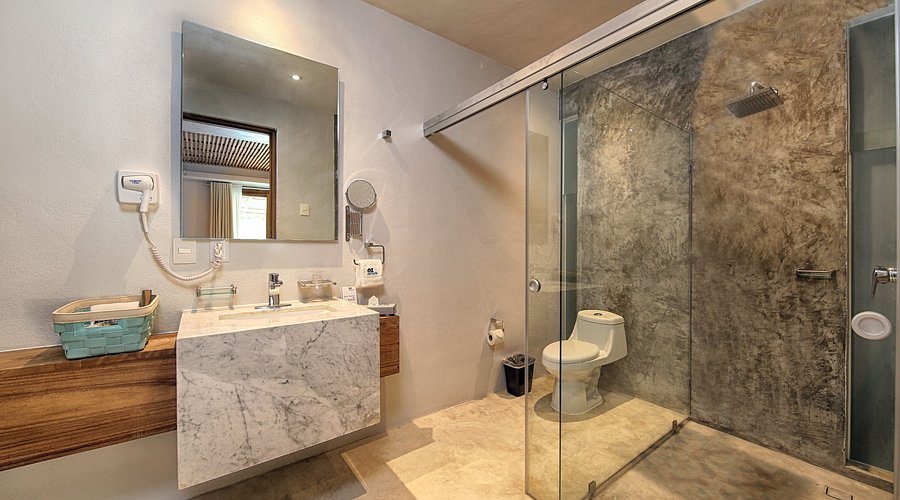 Casa Pepe Hostel Boutique CDMX — Bathroom