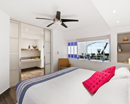 Casa Tortugas Boutique Hotel — Guest room