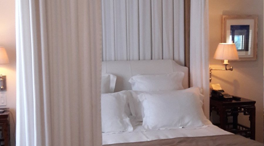 Casa Tua Hotel Miami Beach Florida — Guest room