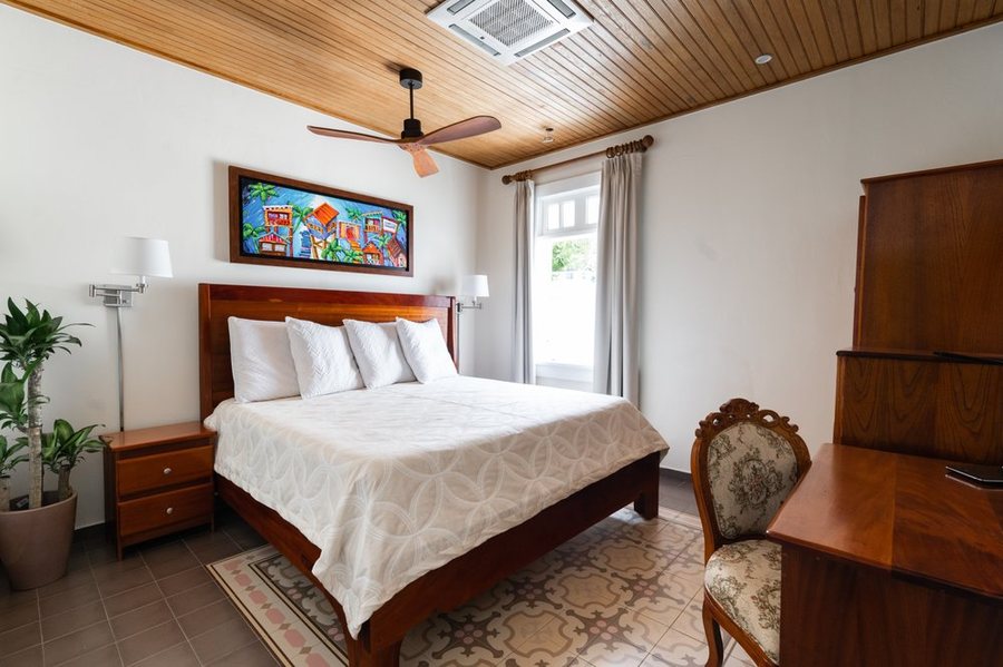 Casa Wilson Inn — Guest room