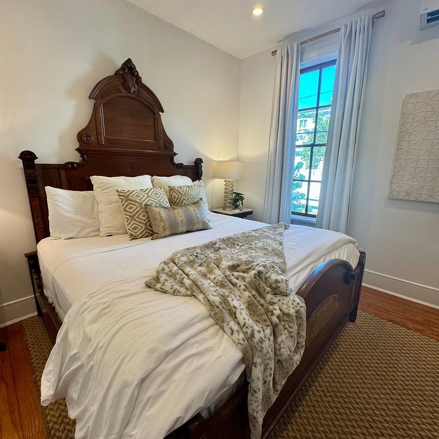 Casablanca — Guest room