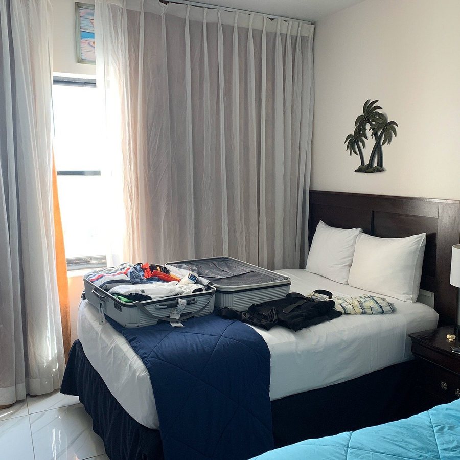 Casablanca Condominium Miami Beach Florida — Guest room