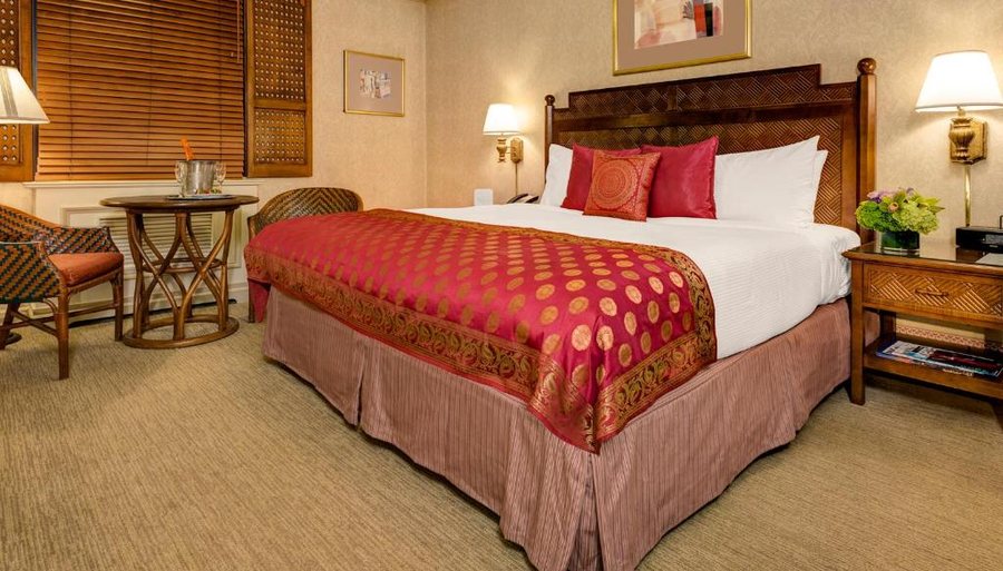 Casablanca Hotel By Library Hotel Collection New York City New York — Guest room