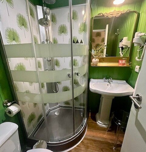 Casinha das Flores — Bathroom