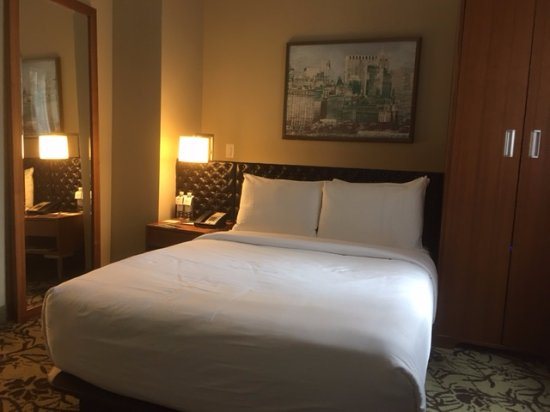 Cassa Hotel NY 45th Street — Guest room