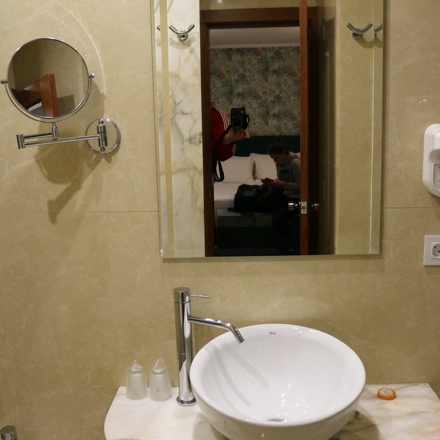 Castelo De Santa Catarina — Bathroom