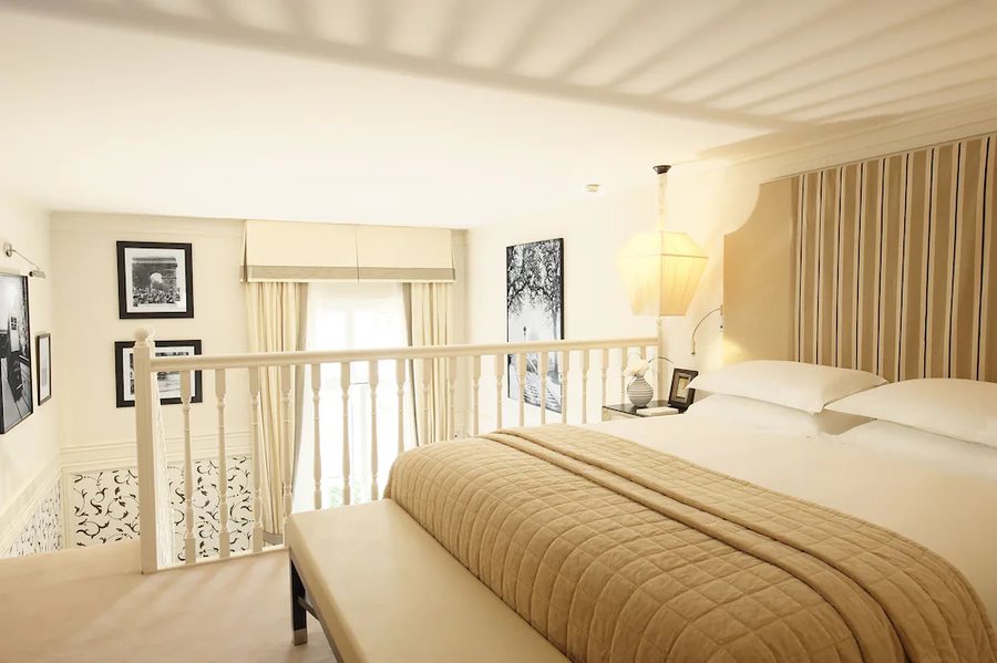 Castille Paris Starhotels Collezione — Guest room