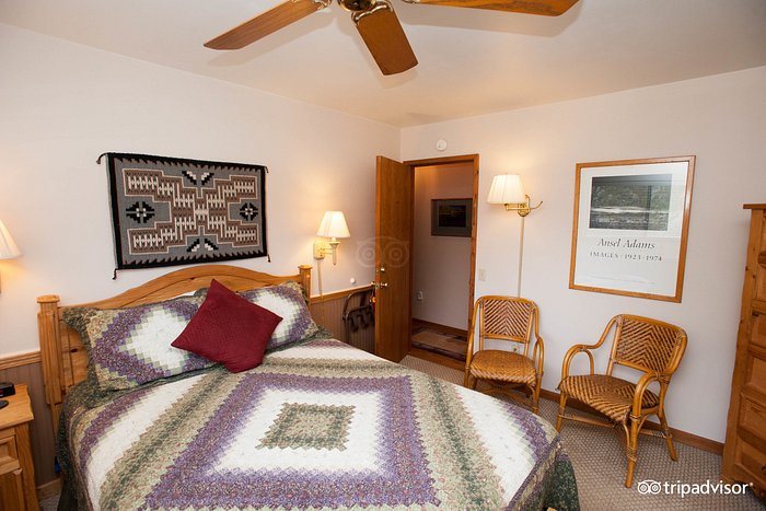 Castle Valley Inn — Guest room