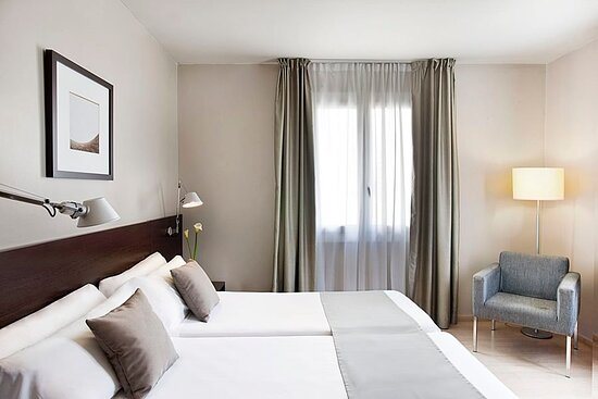 Casual Colours Barcelona Barcelona Catalonia — Guest room