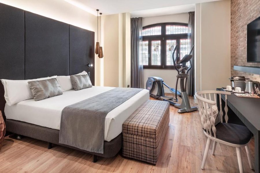 Catalonia Gran Via Madrid — Guest room