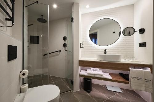 Catalonia Park Putxet — Bathroom