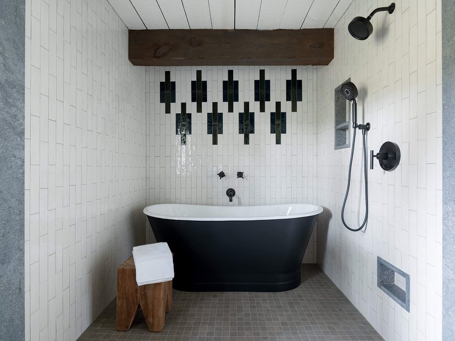 Cataloochee Ranch — Bathroom