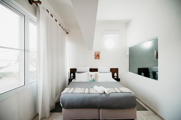 Catembe Gallery Hotel — Guest room