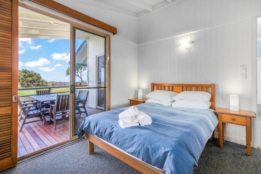 Cathedrals on Fraser — Guest room