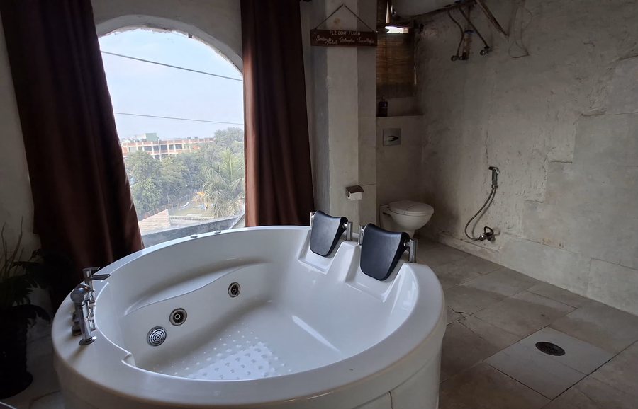 Caves By Craftels — Bathroom