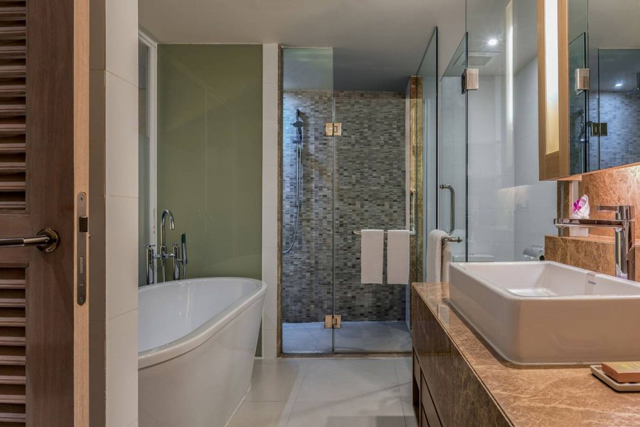 CC s Hideaway — Bathroom