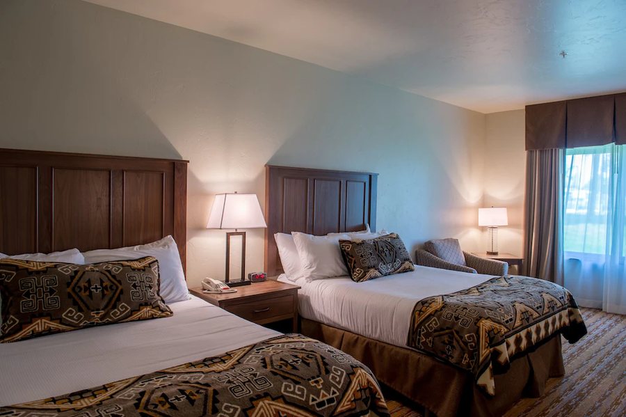 Cedar Creek Lodge Conference Center — Guest room