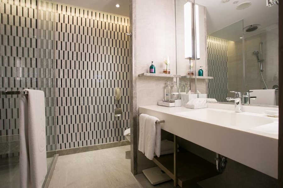 Centara Grand at CentralWorld — Bathroom