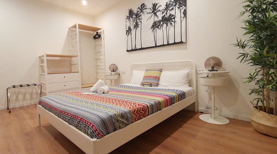 Central and Basic Universitat Barcelona Catalonia — Guest room