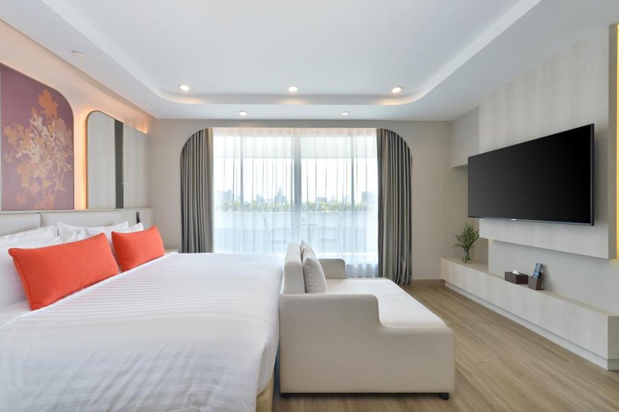 Centre Point Plus Hotel Pratunam — Guest room