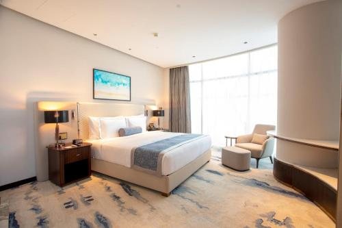 Century Marina Hotel Lusail — Guest room