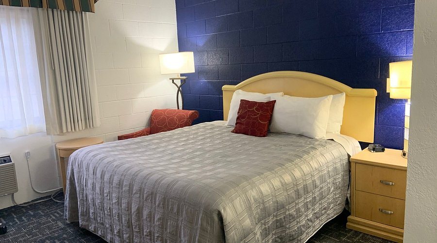 Chalet Inn a Boutique Hotel — Guest room