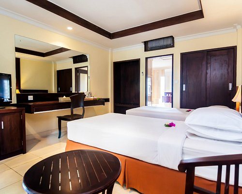 Champlung Mas Hotel — Guest room