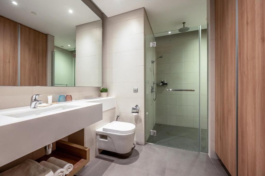 Changi Cove — Bathroom