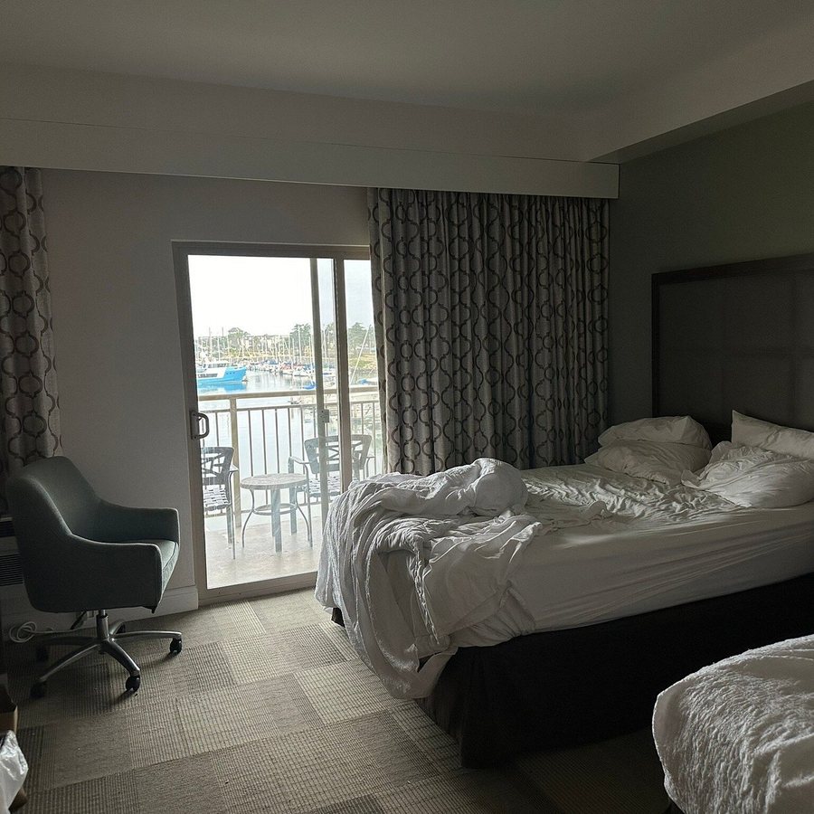 Channel Island Shores — Guest room