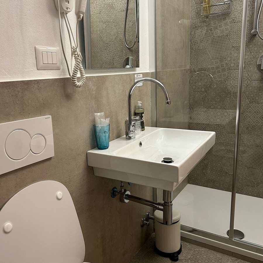 Charly — Bathroom