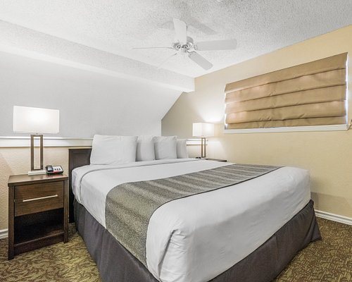 Chase Suite Hotel El Paso El Paso Texas — Guest room