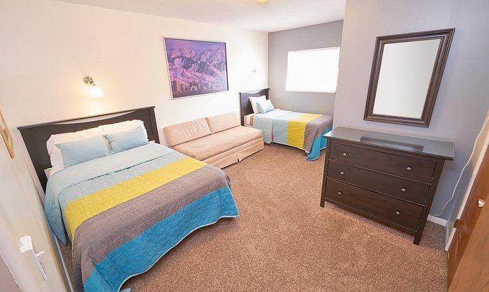 Chateau Apres Lodge — Guest room