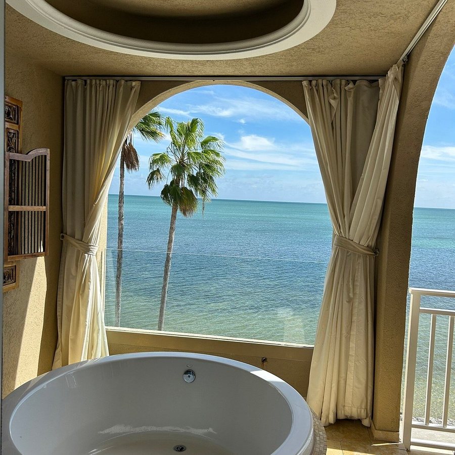 Cheeca Lodge Spa — Bathroom