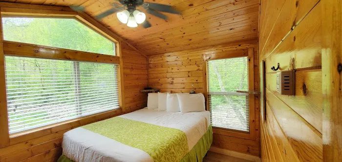 Cherokee Great Smokies Koa Holiday — Guest room