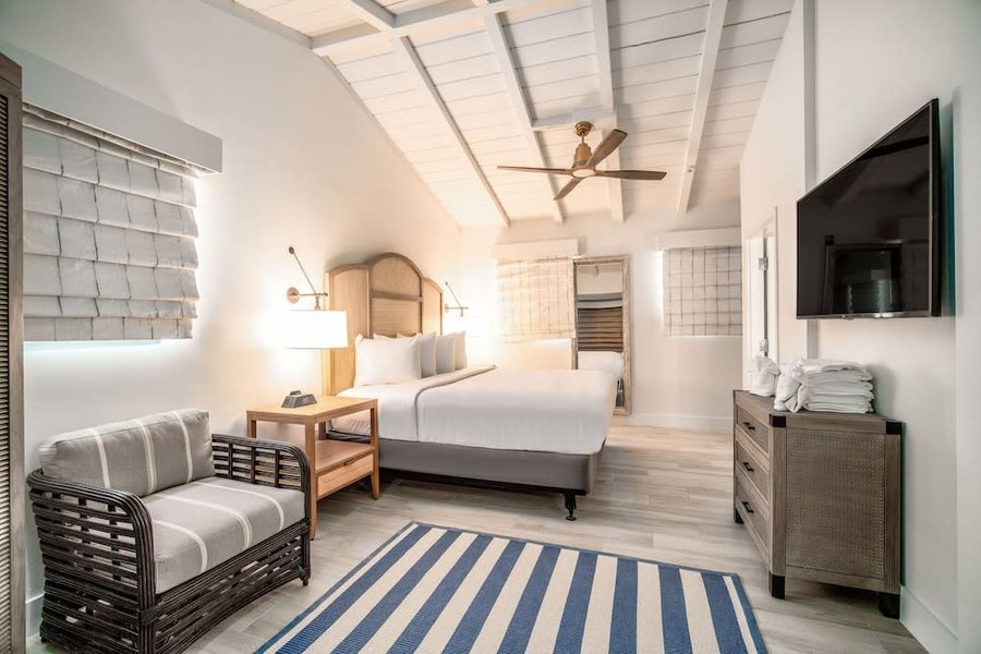 Chesapeake Beach Resort — Guest room