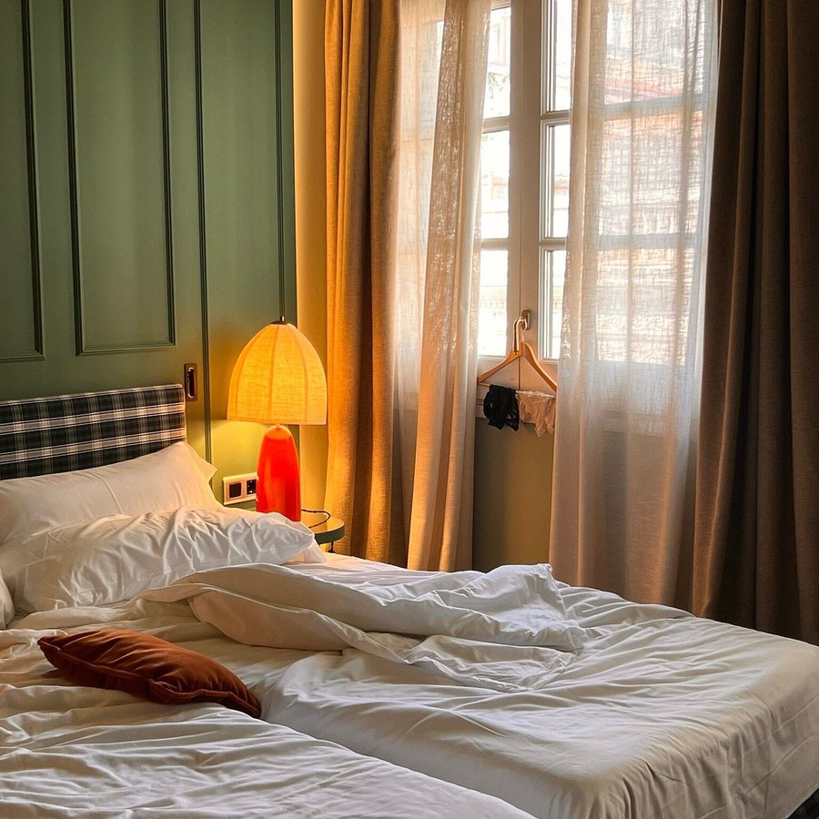 Chic basic Habana Hoose Barcelona Catalonia — Guest room