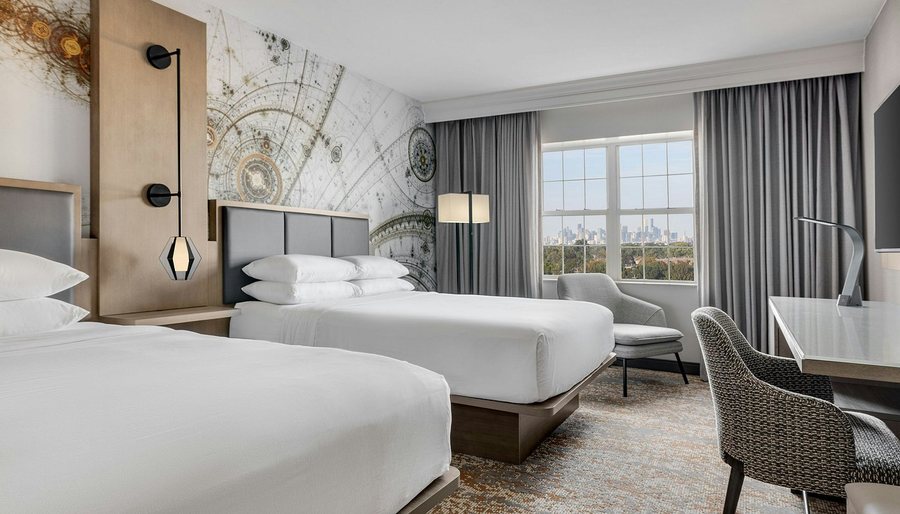 Chicago Marriott Midway Chicago Illinois — Guest room