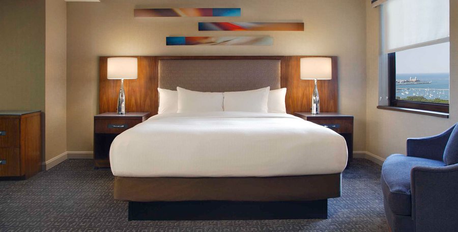 Chicago Old Colony Chicago Illinois — Guest room