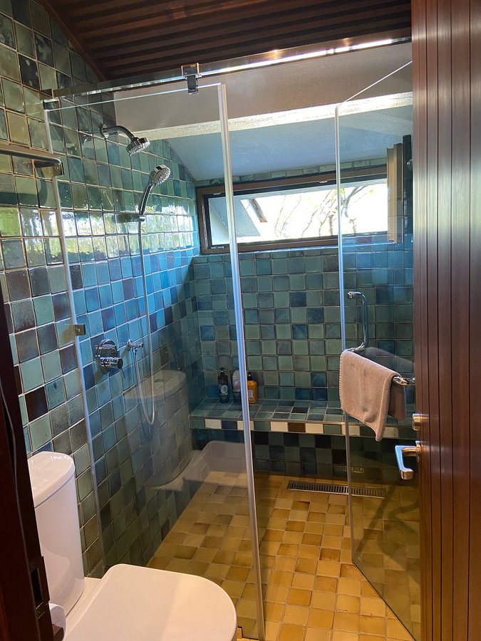 CHiEM HoiAn The Beachside Boutique Hotel Villa — Bathroom